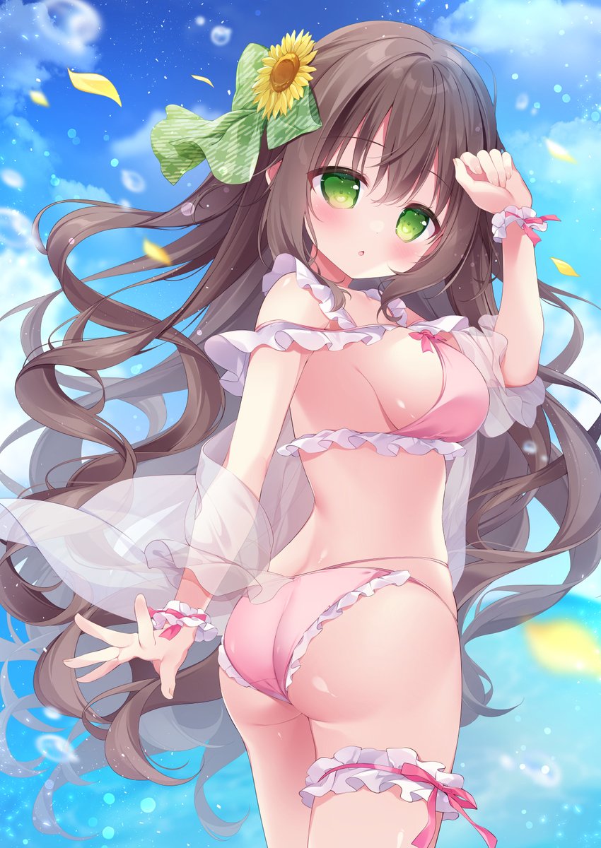 _shirokimochi_'s tweet photo. 今年の夏も一緒だね…っ🌻 https://t.co/dZGcg3zoP5