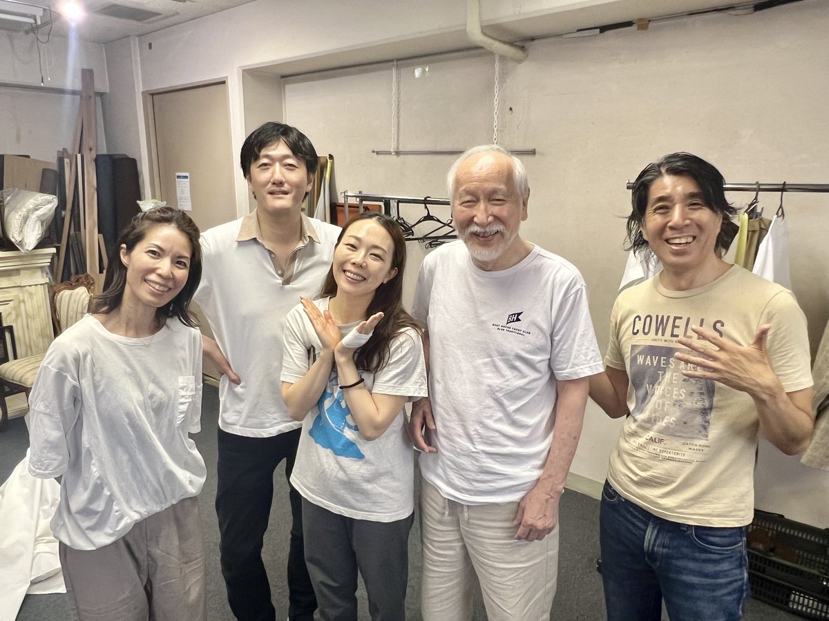 TomprojectInfo's tweet photo. ◥◣最終稽古終了◢◤

歌唱×朗読「#空飛ぶドン・キホーテ」最終稽古が終了いたしました✈
7月22日、渋谷区文化総合センター大和田 伝承ホールにて皆さまのご来場をお待ちしております！

チケットはまだまだ販売中🎫
https://t.co/cM6pjEDZKy

#村井國夫
#山﨑薫 https://t.co/9nlITjBJKg