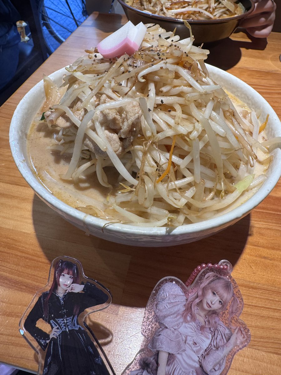 yoru40lz's tweet photo. いっぱい遊んだはぴはぴ♡ https://t.co/EkAdY74SNf