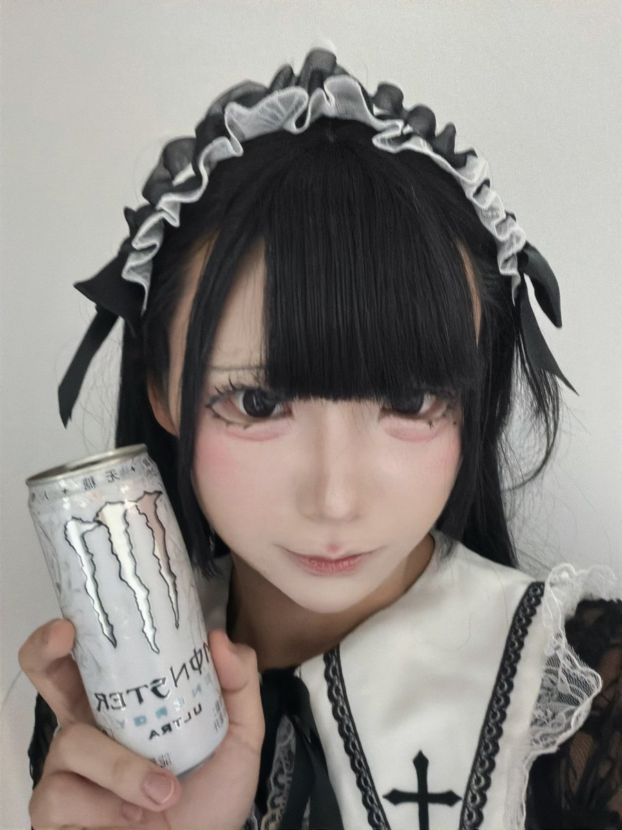 🤍悦悦.・゚゚・(/ω\)・゚゚・.🖤 tweet media