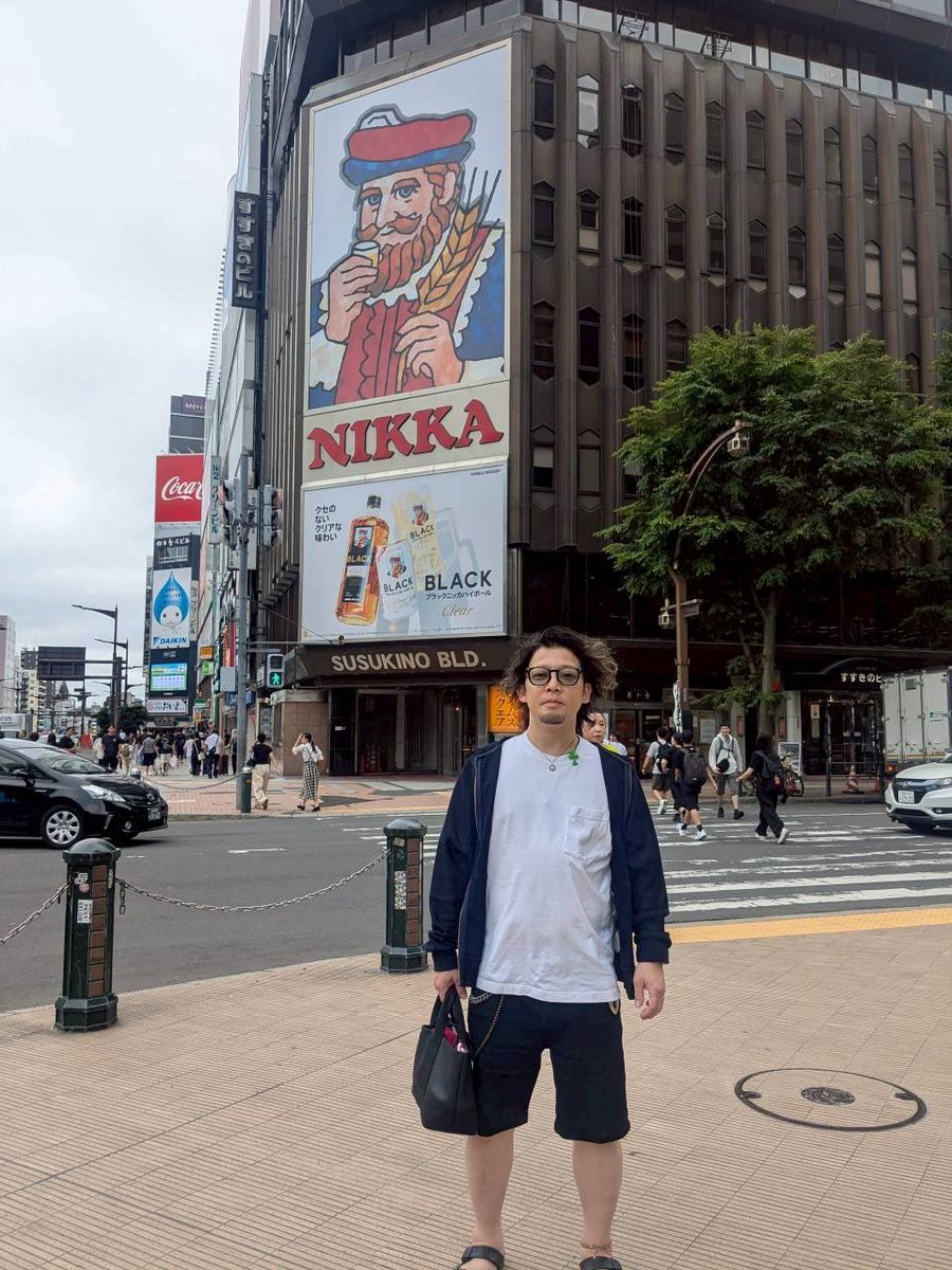 sucotin's tweet photo. この装備（ミニトートのみ）
で1500km移動してきました

サンダル寒過ぎ滅 https://t.co/fx0farmdvl