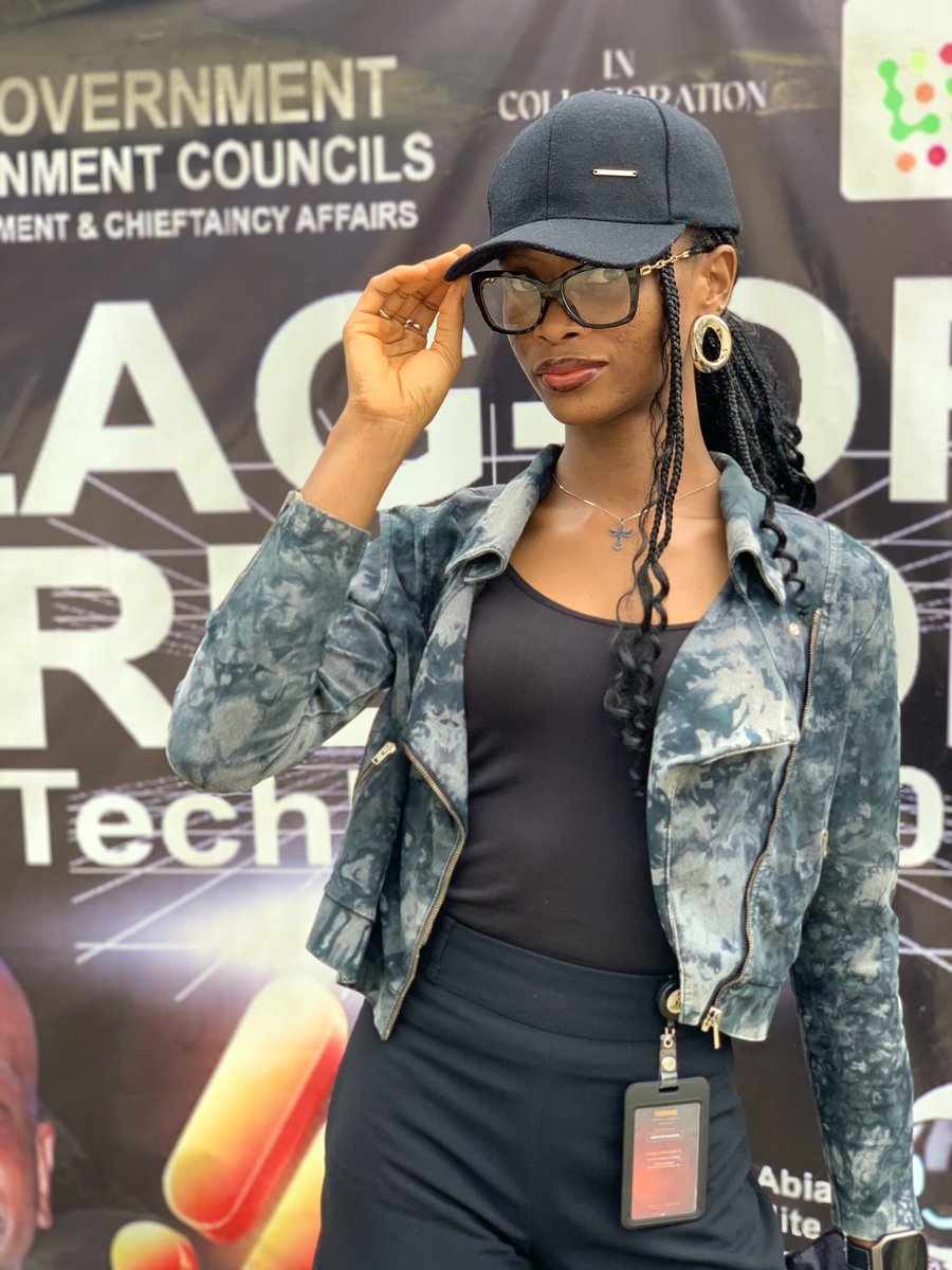 Scoridasatelier's tweet photo. It’s officially two months since the flag-off of the Abia Techrise 3.0 program 🥳. 
Two months of intense training, learning and becoming. 
An entire 850 youths, almost ready to go into the world and dominate the tech space and beyond. 
Good governance is truly not rocket science and my able Governor, His Excellency, Dr. Alex Chioma Otti OFR, is a living proof! 
#techrise #techrise_cohort3 #myjourney