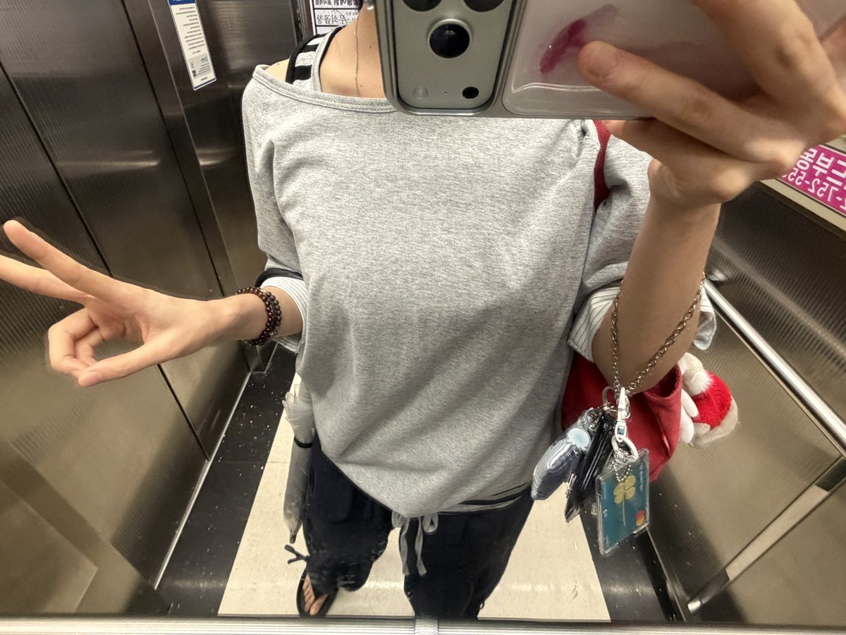 satb0rn's tweet photo. 밍기적하루
나도 가게 하나만 차려주라 https://t.co/yJBbylGBcJ