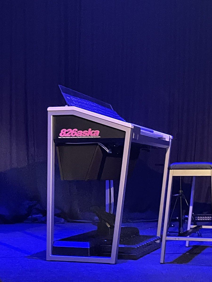 masaELSblack's tweet photo. 20日は鹿児島キャパルボホールにて826askaさんのライブでした
初めて行きました😊今回は奮発してSプレミア席を取り演奏から撮影📸会、そして打ち上げまで楽しかったし演奏が上手い😆そしてかわいい♡
今回ほぼ県外からのファンが多かったみたいです😭行って良かった👏
#826aska https://t.co/eoG5s85Fsh