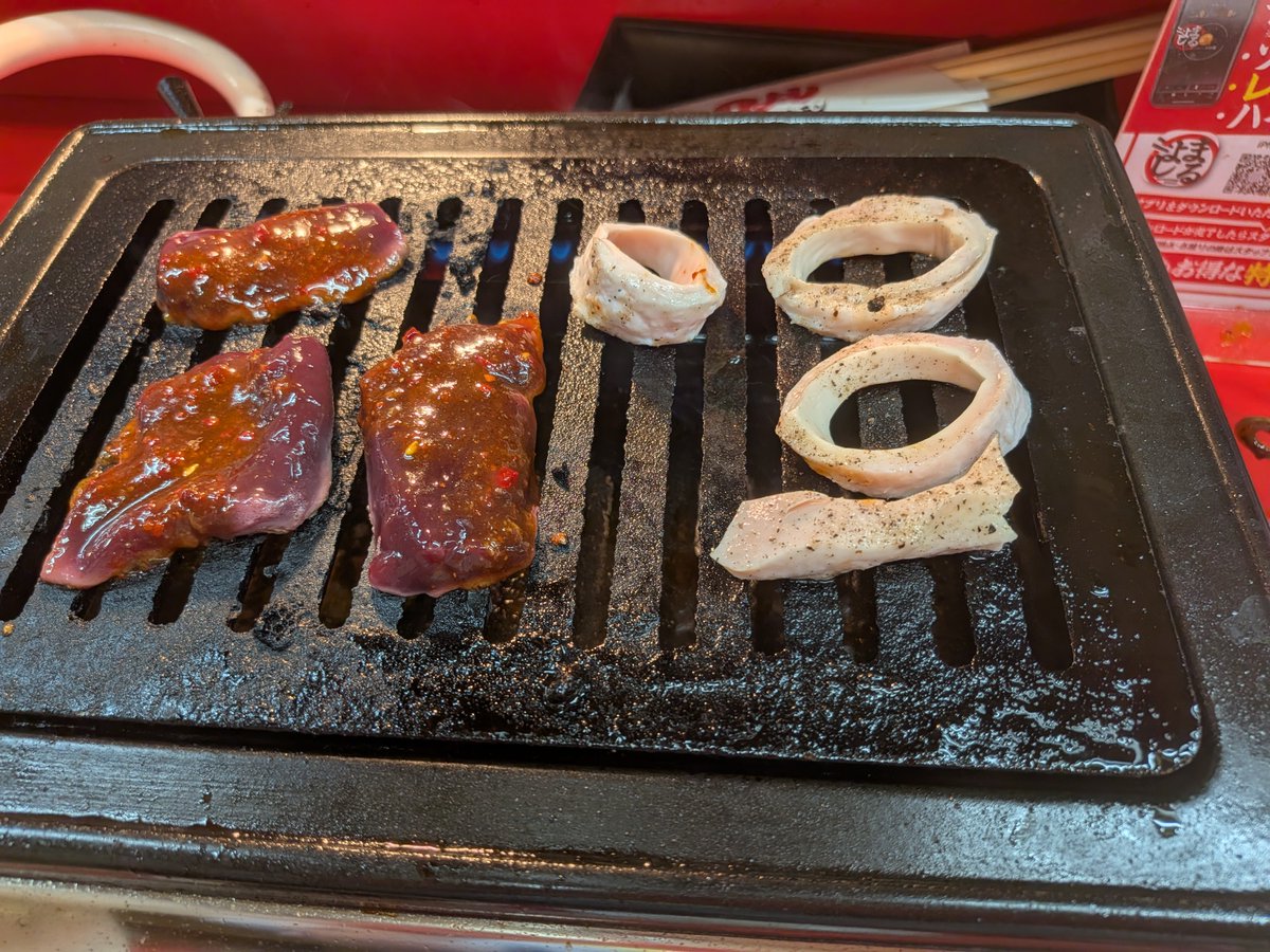 sdt_hamaro's tweet photo. 新店だから入ってみたけどよく考えたら三日前も飲み会で焼肉だったわ https://t.co/pCir4HWG9Z
