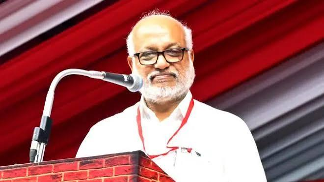 ms_harison's tweet photo. #CPIM #MABaby(4)
PART I
Q "When you were the EDUCATION MINISTER, after a symposium at Cochin University, YOU DITCHED YOUR POLICE ESCORTS, took SINDHU..., who was then the SFI STATE PRESIDENT, & went to a room at the Renaissance Hotel in Palarivattom, violating protocol." UQ https://t.co/GVKnl0GVG3