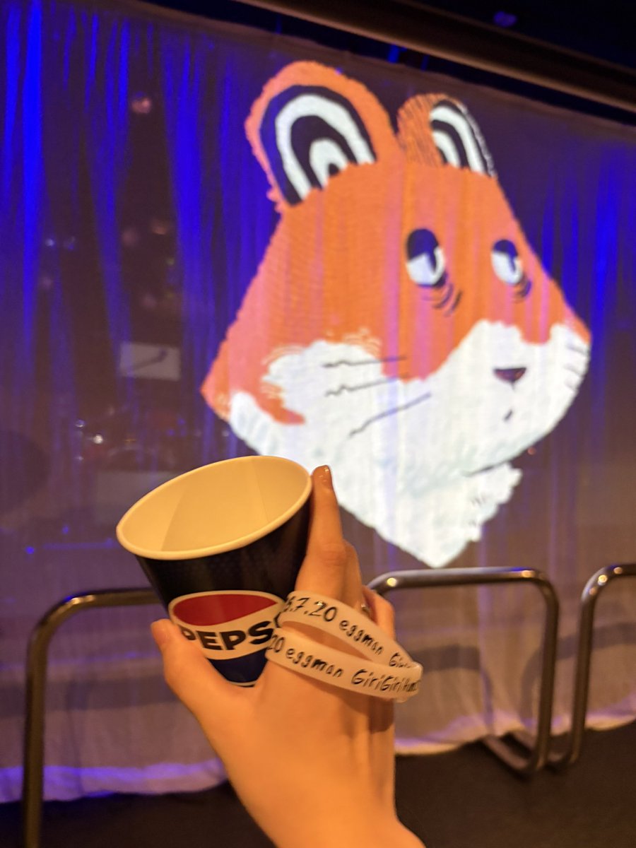 MYKWRN004's tweet photo. 素敵なライブでした、またいつか🐹✨️
@GiriGiriHamster https://t.co/8GO31sPM2p