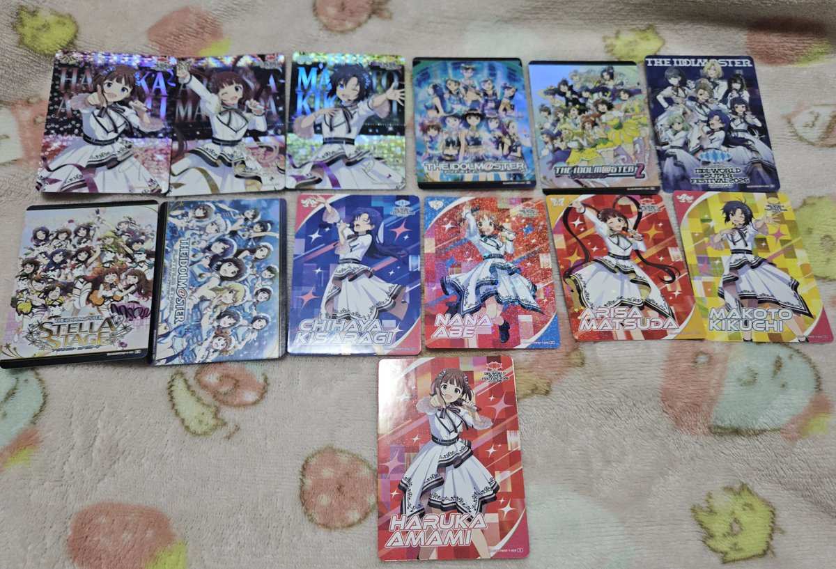 0423chihaya's tweet photo. アイドルマスター　カードフォリオ　IWSF2026　交換

譲→画像1～画像2
求→画像3以外の千早、亜利沙>春香、真、菜々

今回のもの優先ですが、過去の千早、亜利沙、まつりとの交換も検討します
郵送または、24日秋葉原のみ手渡し可能（時間により） https://t.co/M3DjPWbXkI