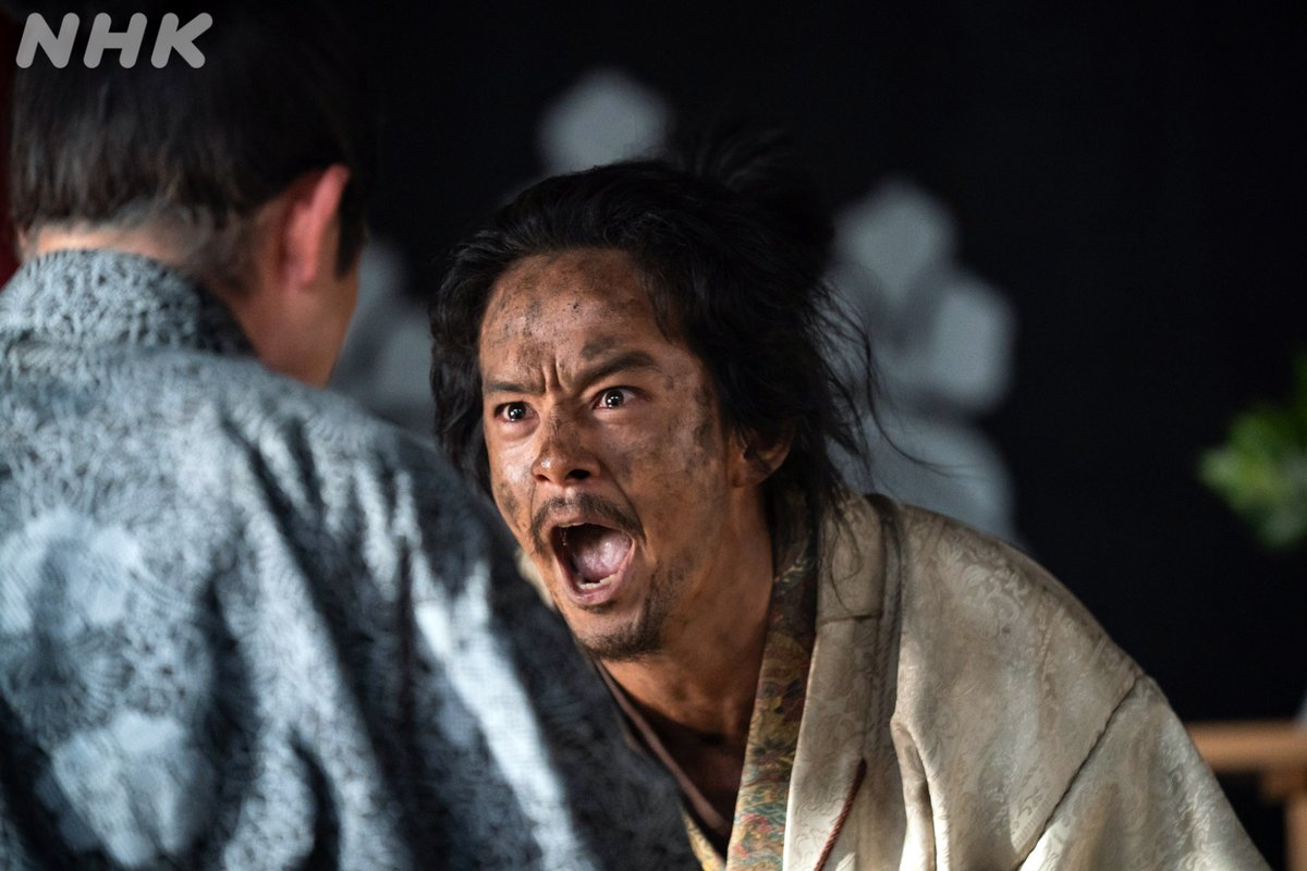 nhk_toyotomi's tweet photo. 次回の #豊臣兄弟 >>>

明智討伐の差配を任された秀吉
焦らず敵を追い詰め、光秀を生け捕りにすべきと考えるが…

⚫️第29回「天下への道」
7月26日(日)［総合］夜8:00ほか

詳しくは🔗https://t.co/chNB7QRL4R

#池松壮亮 #要潤 https://t.co/cPT7aZBraa