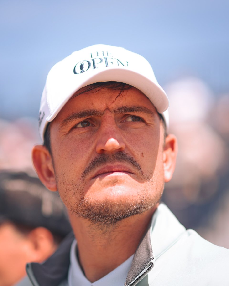 ManUtd_ID's tweet photo. Kegiatan akhir pekan Harry 🏌️‍♂️☀️

📸 @TheOpen https://t.co/Q378dUbKuK
