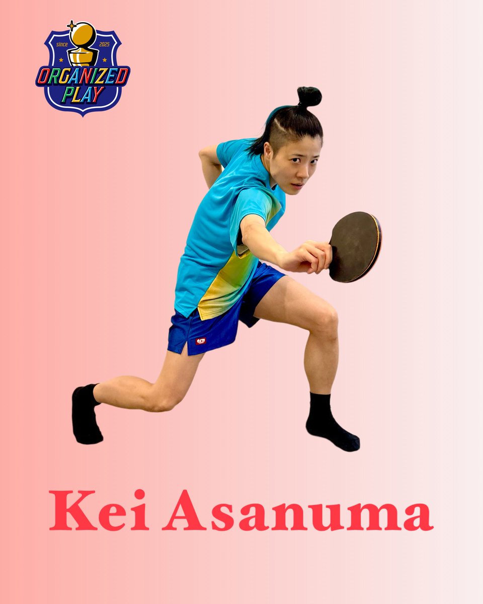 OrganizedPlay_'s tweet photo. 【🏓出演者紹介/選手】

浅沼圭　 Kei Asanuma

″地元の銭湯「舞の湯」に置かれていた卓球台で、ルールも知らないまま遊び続けたことが、Organized Playとの出会い。小学生の頃に卓球部へ入部するも、既存のルールに馴染めず一度は距離を置く。高校進学後、「舞の湯」の番頭に勧められ、Organized Playを個人で始める。2023年度全国高校生アマチュア・オルプレ大会で初出場・初優勝。
″

🤸PROFILE
 元新体操日本代表。競技の第一線で活躍後、渡英し身体表現を探求。現在はダンサーとして舞台・演劇・サーカス・映像などジャンルを越えて国内外で活動している。高度な身体能力と繊細な感情表現を融合させた独自の身体性を持ち味とし、振付・演出・教育など幅広く活動を展開。