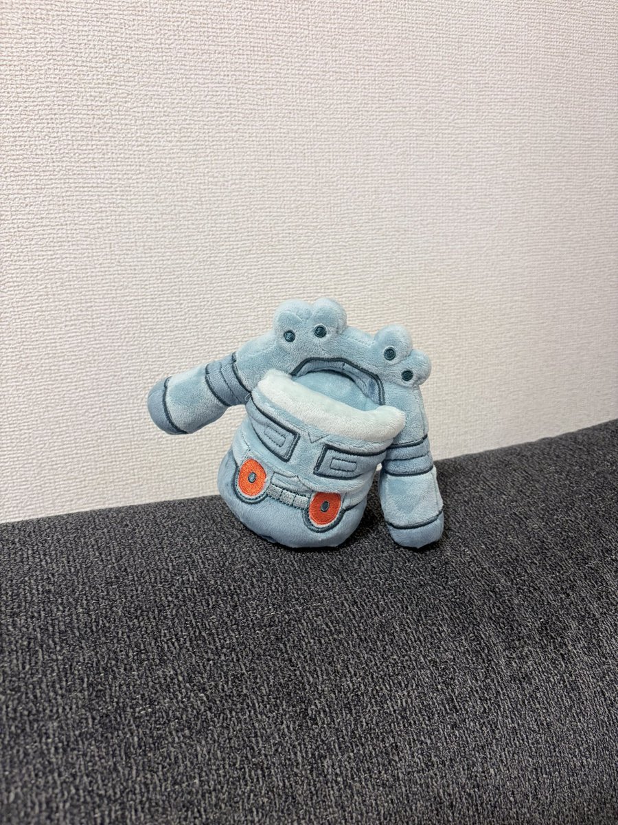 sssp2866's tweet photo. 今必死でエムリット捕獲に着いてきてくれてるドータクンをお迎え🔔-  ̫-
 #ポケモンfit https://t.co/e1eRyamvsQ