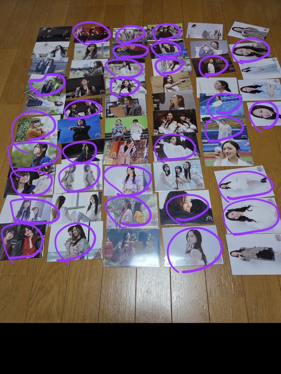 nnm77346's tweet photo. 美波の卒業生写真
後、3枚でコンプリート…。
求  ごめFin、おひとり様天国のスリーショット、same numberのうめくぼ
譲   紫で丸つけてるものでしたらトレード可です。

郵便でのトレードになりますが、よろしくお願いします。 https://t.co/Ad6fhBaEJh