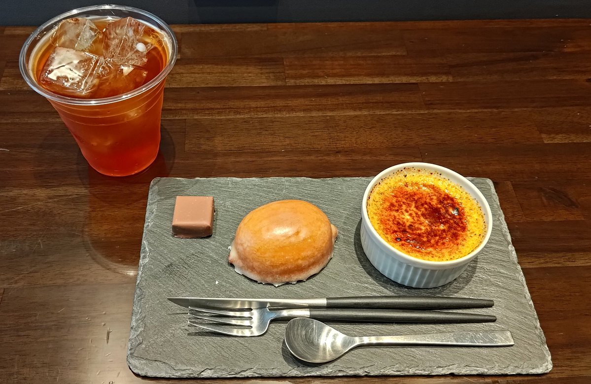 Astrain_LoW's tweet photo. 今日は優雅にアフタヌーンティーを楽しんできましてよ( ˘ω˘ )
とても美味しかった… https://t.co/OdfOLpcp3L