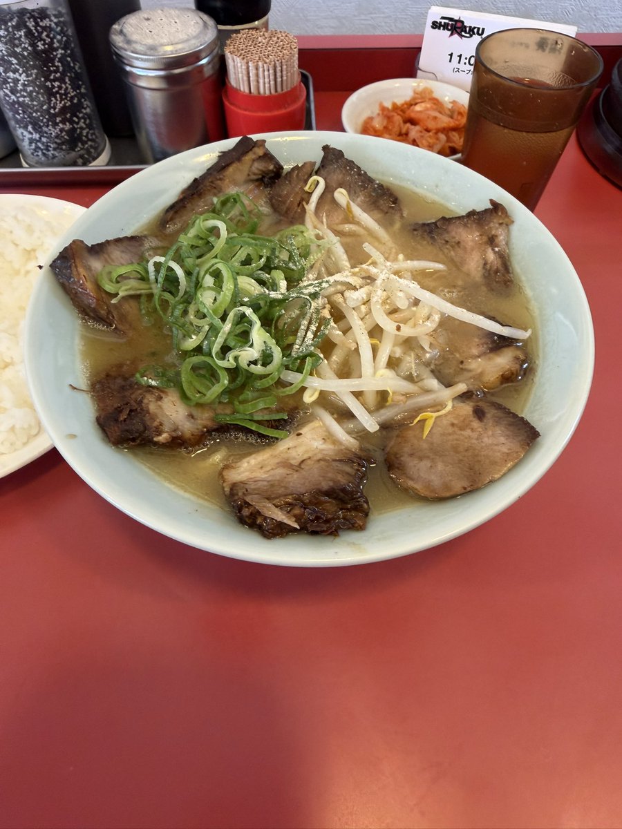LinBooh's tweet photo. 秀楽
上チャーシュー麺
ここのチャーシュー好き🥰🍜 https://t.co/rmNT9g2N5T