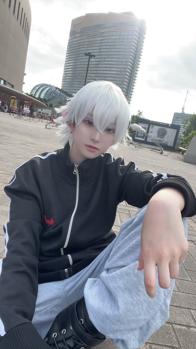 churo_cos's tweet photo. #アコスタみずほPayPayドーム福岡 
3日目お疲れ様でした～！
久しぶりの男装でｽﾞﾊ🎲さんでした！
ウィッグ汗でぺしょぺしょになってしまった^^;
交流＆撮影頂いたみなさんありがとうございましたっ！ https://t.co/NsynvrnDce