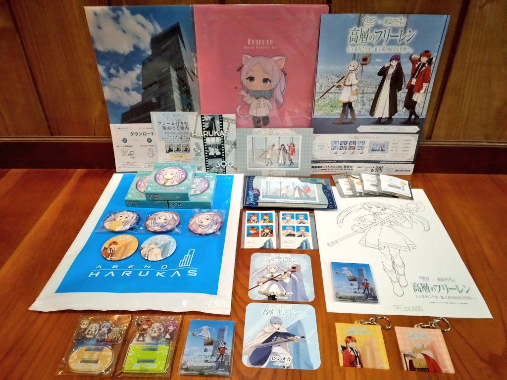 atopi_na's tweet photo. 葬送のフリーレン in あべのハルカス(の展望台)🏙
一緒に行ってくれた友達が、ステッカーとかコースター全部くれて感無量😭

ぬりえコーナーは、並外れた色彩感覚の持ち主達が自分のぬりえを置いてってて、その作品鑑賞会になってた笑
#高層のフリーレン https://t.co/wSUB9SWETn