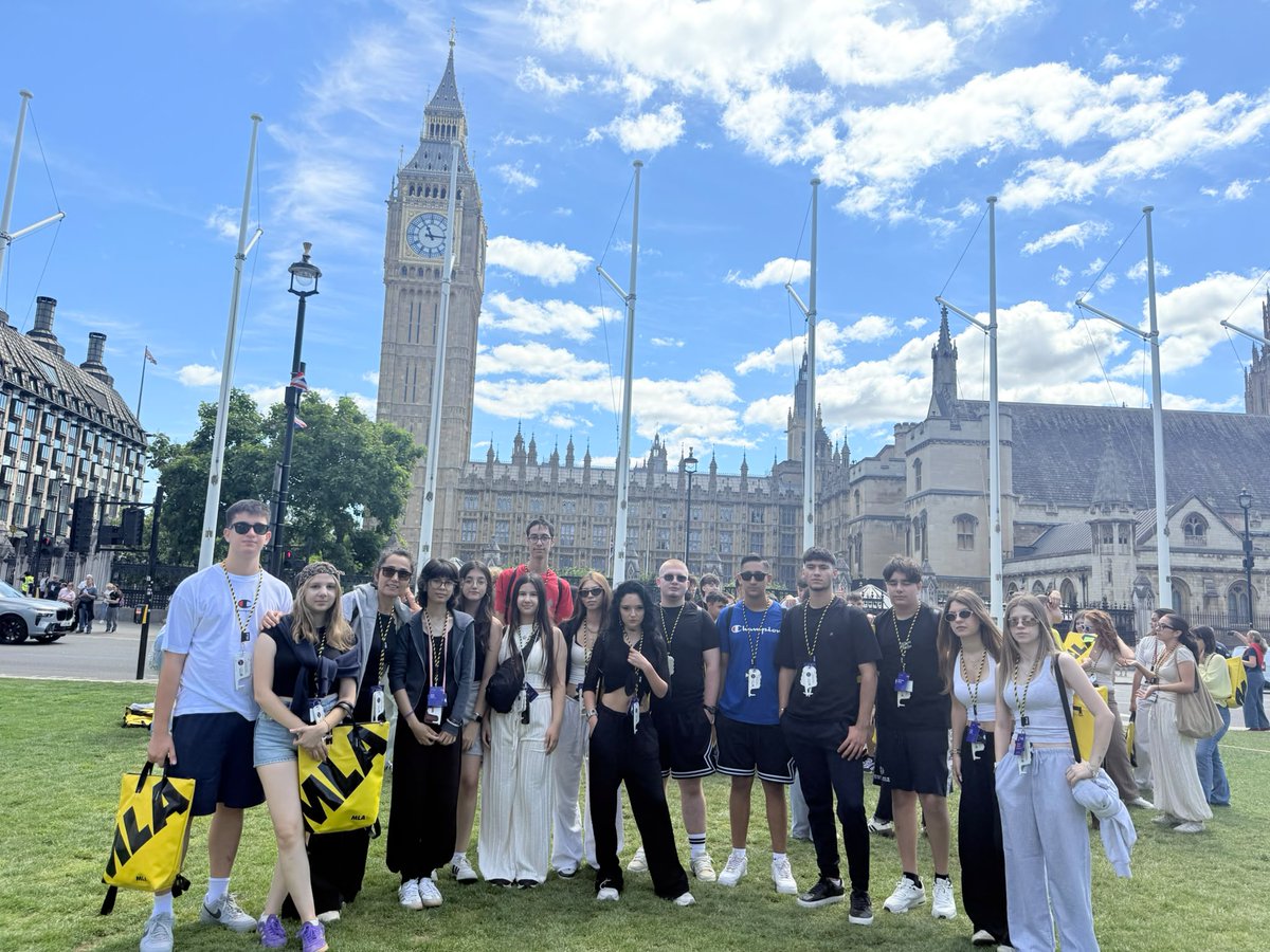 UOortaca's tweet photo. 🇬🇧 İngiltere'de Eğitim ve Kültür Dolu Bir Deneyim! ✈️🎓
🇬🇧 Öğrencilerimiz, İngiltere Yaz Okulu kapsamında Brunel Üniversitesi kampüsünde eğitim ortamını deneyimledi; İngilizcelerini günlük yaşamda geliştirirken İngiltere'nin tarihi ve kültürel zenginliklerini de keşfetti. 🌍🎓 https://t.co/V56aOYylo4