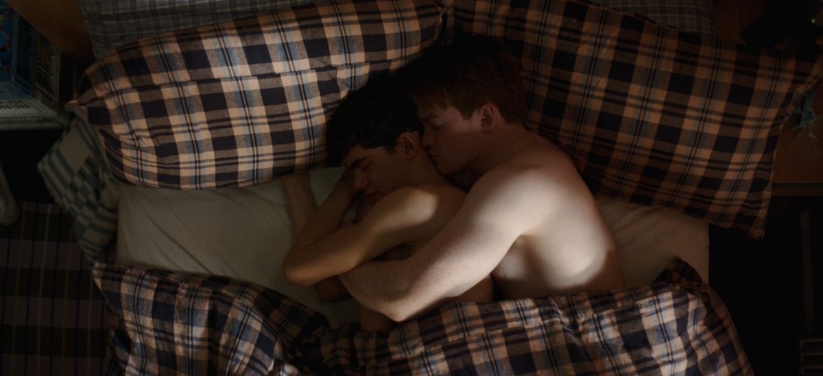 lianspringhs's tweet photo. The symbolism of nick and charlie both waking up alone in the first half of the movie and the movie ending with them waking up together ☹️☹️ https://t.co/Vrb2xK7BL8