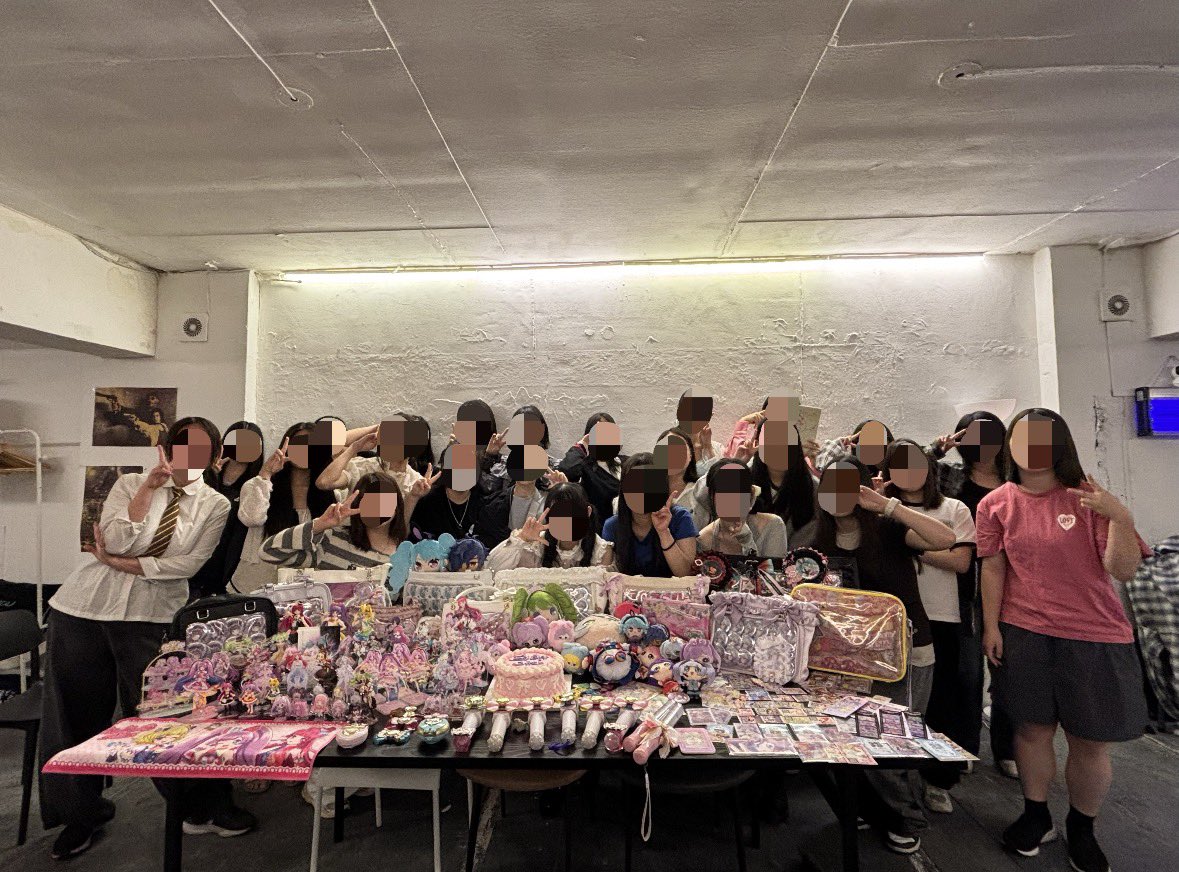 pripara_2026's tweet photo. #2026프리파라교류회

다들 교류회에 참석해 주셔서 감사했습니다! 좋은 추억 가지고 가셨길 바래요 :) https://t.co/s4ZaxZAiiz
