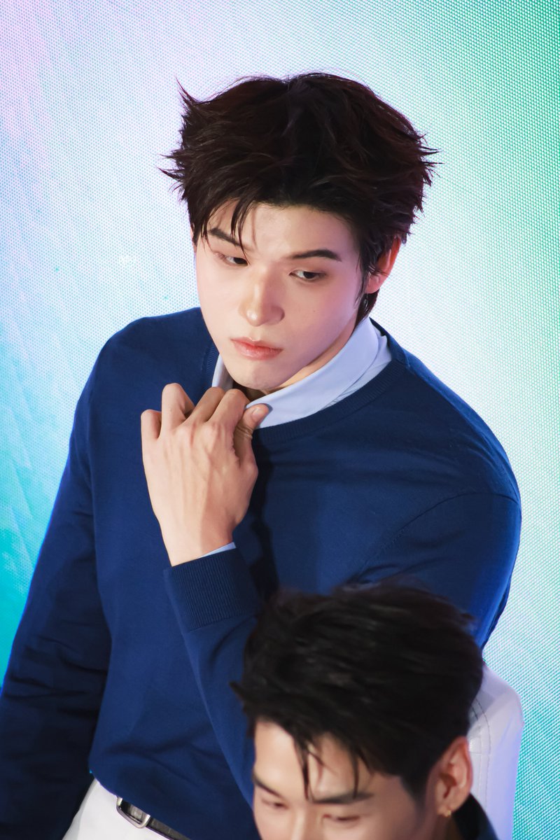 aim7spt's tweet photo. 200726 — หนุ่มนักเรียนนอก 🪽💙✨️

BOOTS ANNIVERSARY X SKY

#BootsThailand
#Boots30Anniversary
#BootsxSky
#skywongravee @skywongraveee https://t.co/wbXZqpIm7t