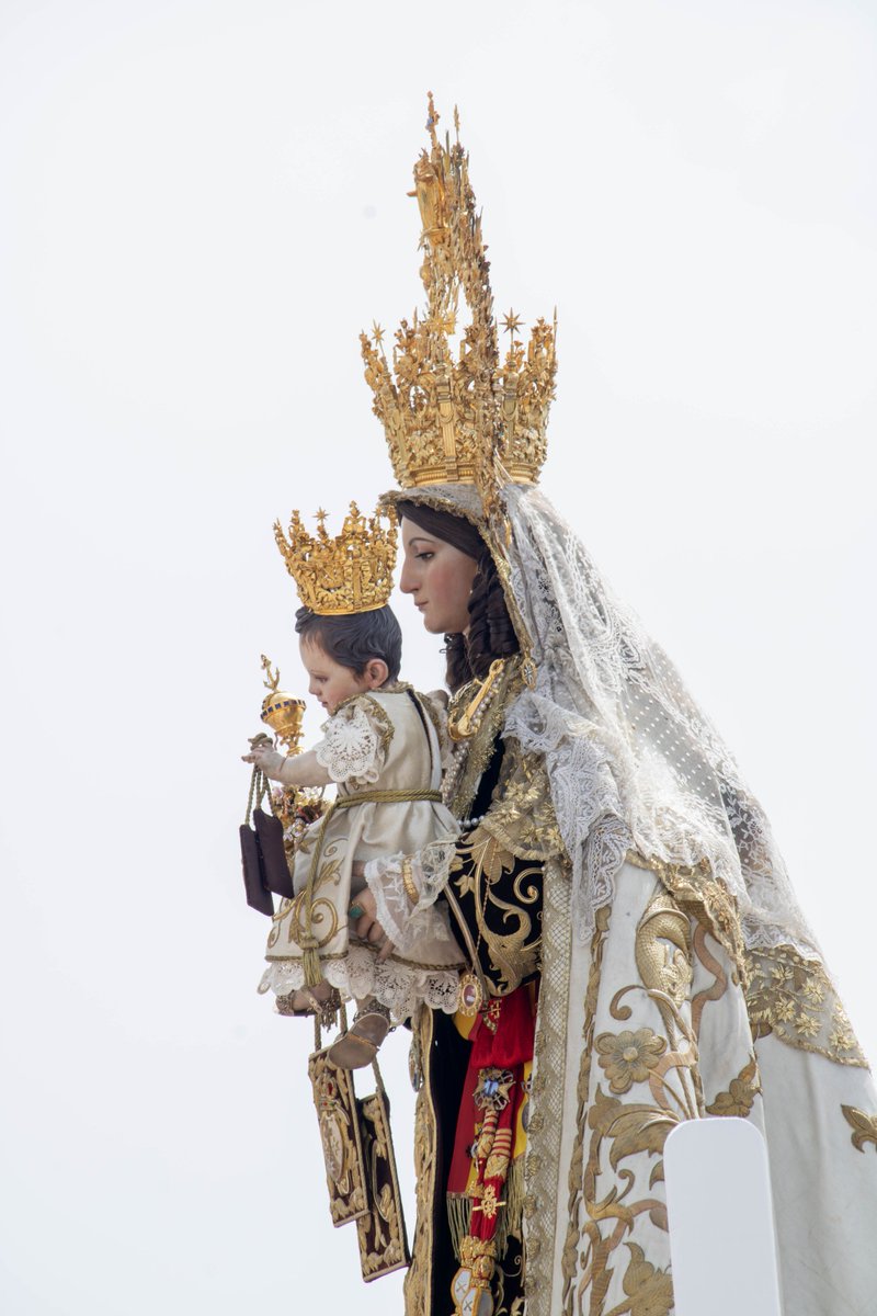 MarioJuradoPH's tweet photo. Traslado de la Virgen del Carmen del Perchel a la Catedral. 🧵(1/2)

@CarmenDeMalaga #CofradíasMLG https://t.co/Q6pyjm1FUQ