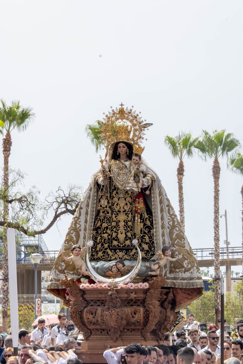MarioJuradoPH's tweet photo. Traslado de la Virgen del Carmen del Perchel a la Catedral. 🧵(1/2)

@CarmenDeMalaga #CofradíasMLG https://t.co/Q6pyjm1FUQ
