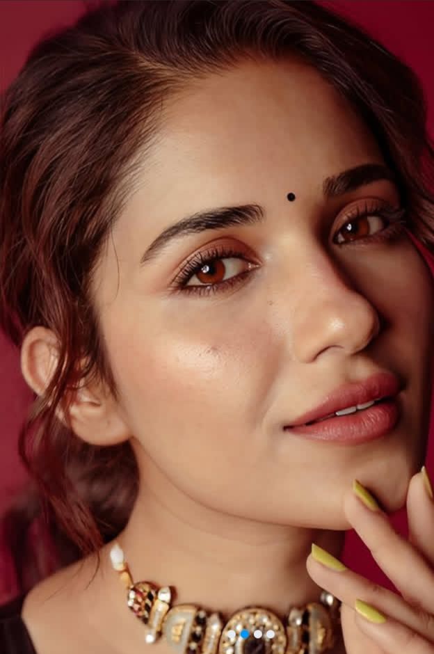 Avantika💫 tweet media