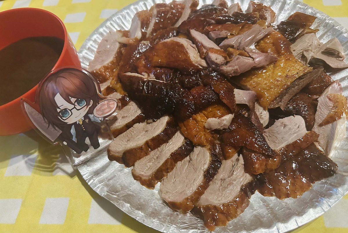 ZaiVtuber's tweet photo. 下禮拜要換工作了！
所以想說這次發薪吃點好吃的
就買了整隻烤鴨跟家人一起吃！ https://t.co/o5ycFJHeV5