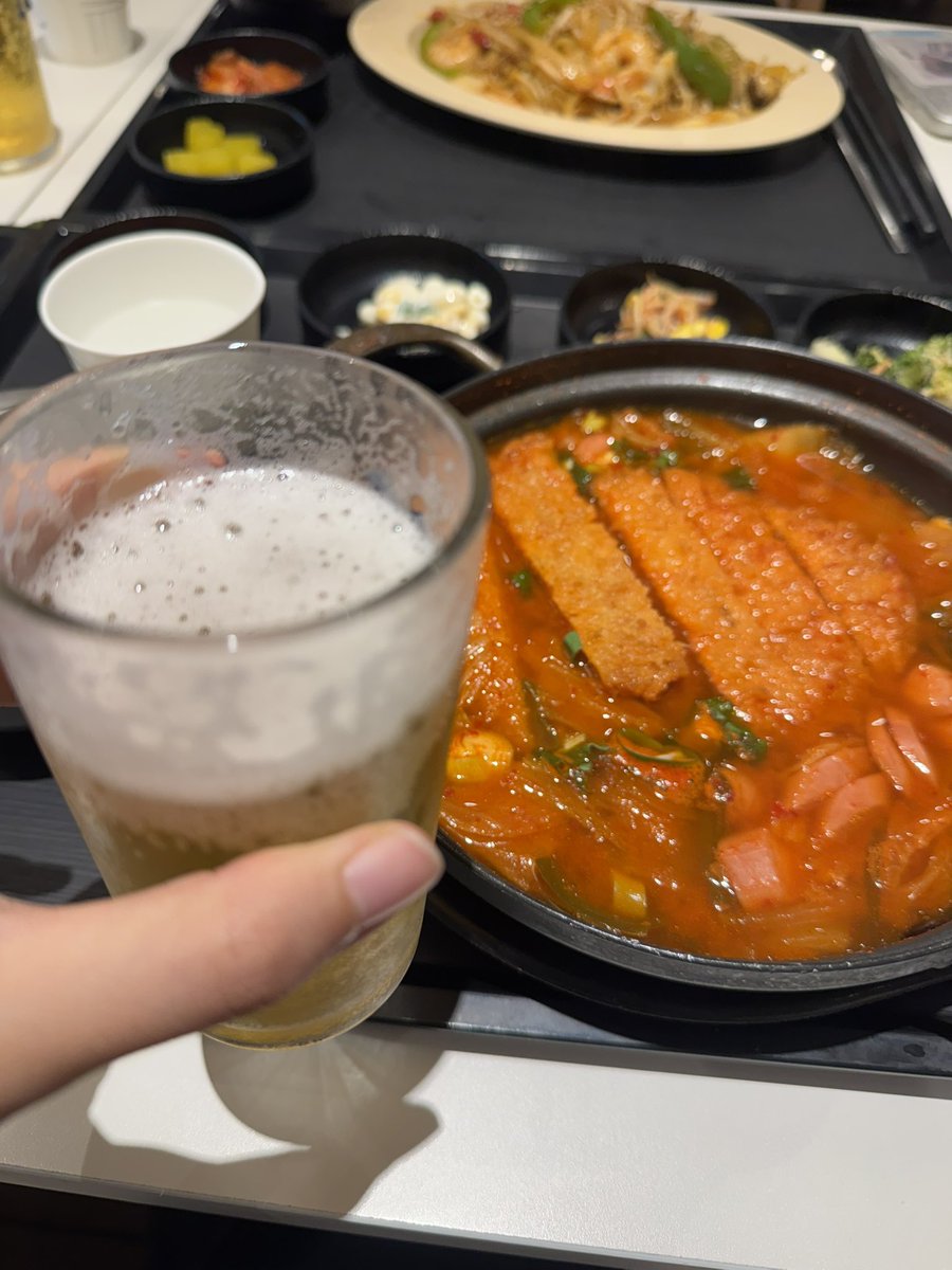 d5h0oni's tweet photo. 낮술 넘 쥬타 ㅋㅋ https://t.co/bTkrmA1VAs