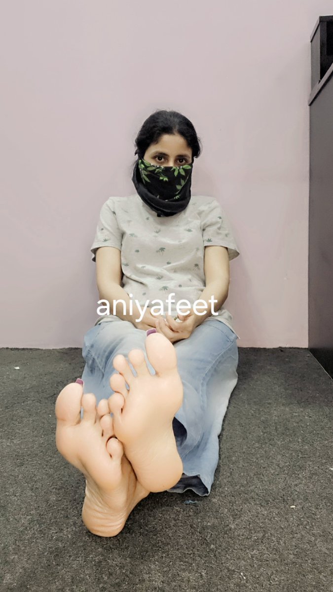 Aniya_Feet's tweet photo. Are you ready?

#aniyafeet #feetfetish #footworship #feet #toes #soles #Islamabad #momson https://t.co/fqprm8xKwI