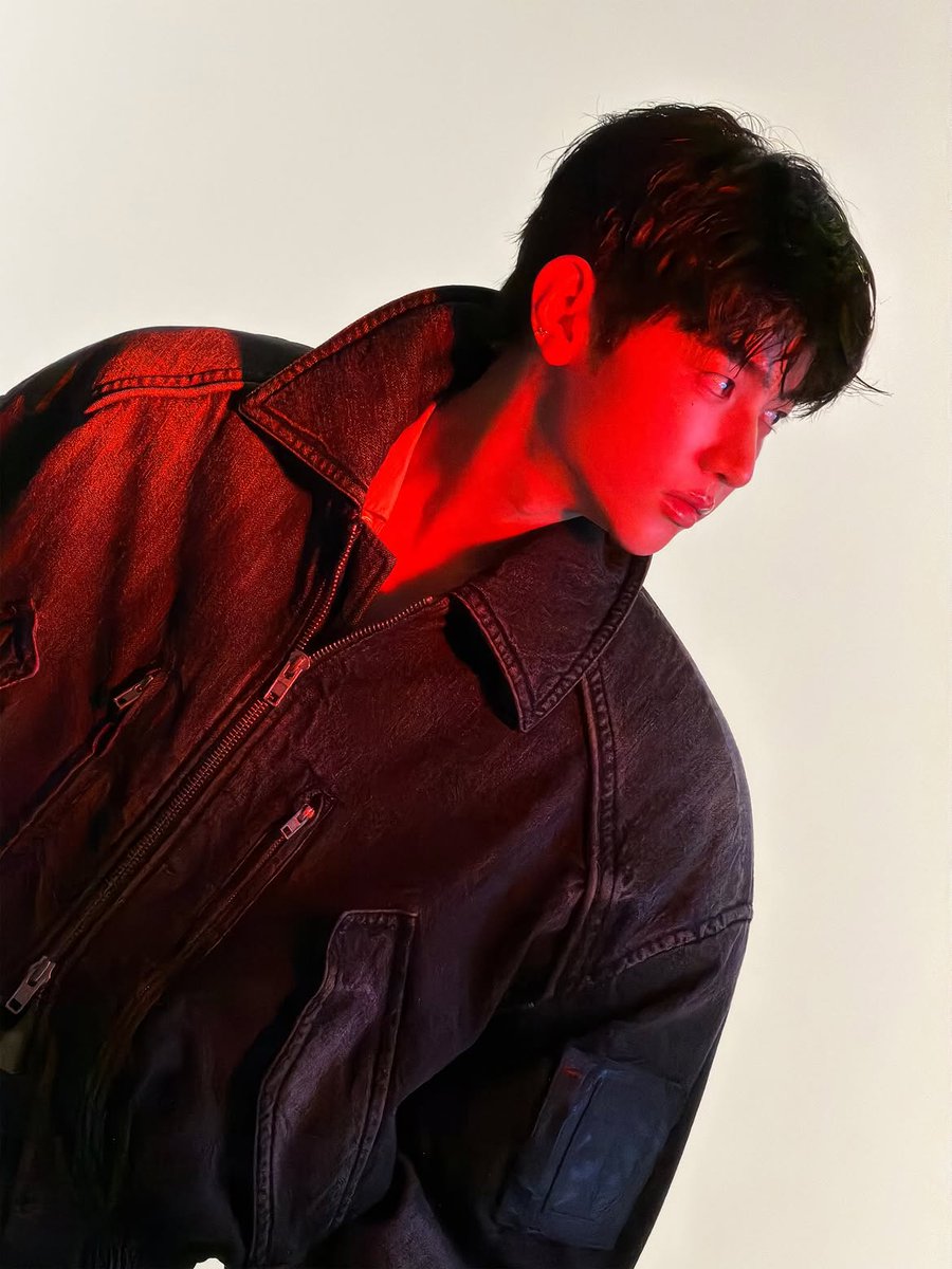 ZHANGHAOGLOBAL's tweet photo. [📸] 260720 — AND2BLE Instagram Update (1/5)

“♥•.¸HAO X ELLE Korea¸.•♥”

🔗 https://t.co/M1PfZluCtG

#ZHANGHAO #장하오 #章昊 #ジャンハオ #AND2BLE #앤더블 https://t.co/LSokqeaPZv