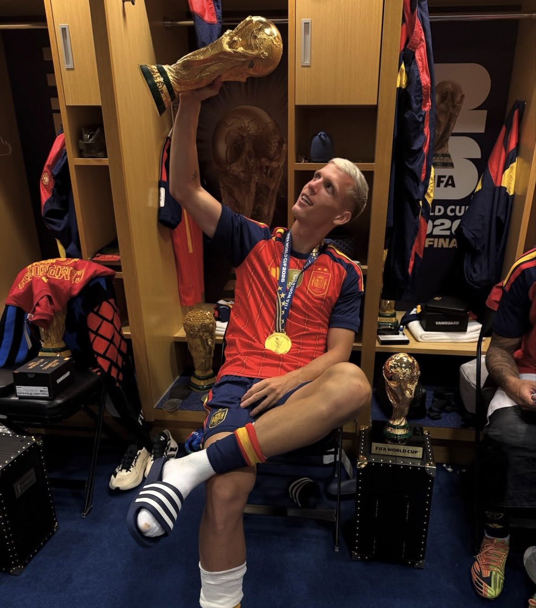 x9vln's tweet photo. El oro para el oro https://t.co/Q5TSz9I5oR