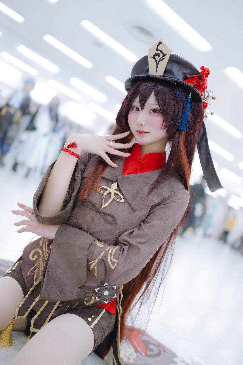 mia912nya's tweet photo. 原神 / 胡桃 👻⚰️
 #GenshinImpact #HuTao #cosplay https://t.co/0AmnLGzGdZ