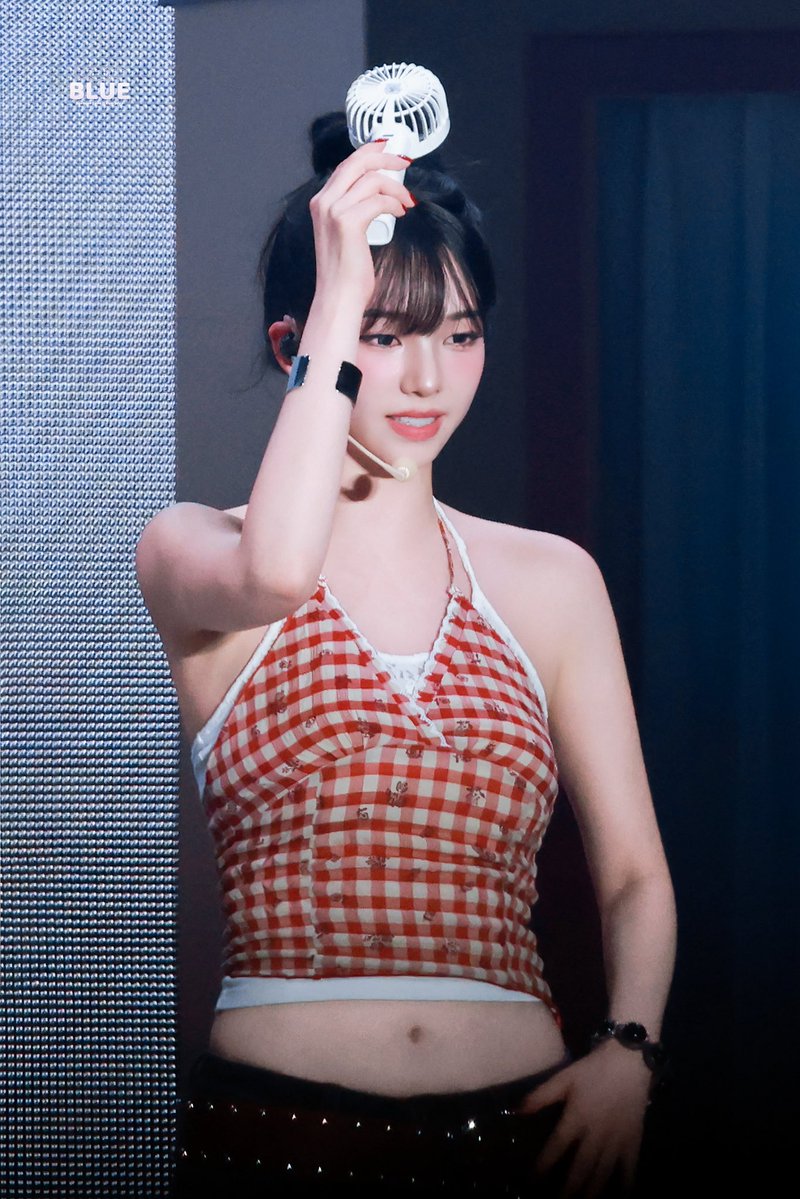 blue_karina_'s tweet photo. 260720 MY-J presents aespa JAPAN FANMEETING 2026 “MY CLASSMaeTE

#aespa #에스파 
#Karina #카리나 https://t.co/1NhGtf0FvN