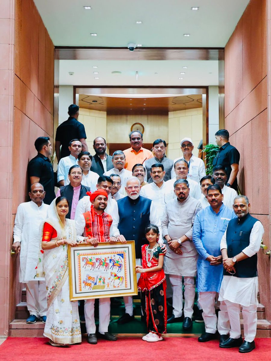dhaval241086's tweet photo. Honoured to meet Hon’ble Prime Minister Shri @narendramodi ji in Parliament along with the tribal leaders of Gujarat. We sought his invaluable guidance on the holistic development and empowerment of our tribal communities. His vision and unwavering commitment continue to inspire us to work towards inclusive growth and a stronger, more prosperous tribal society.