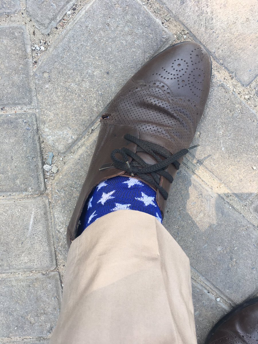 Marikoo111's tweet photo. Worn out, but still walking into that classroom every morning. The soles might be cracking, but the spirit isn't. 🫡 #TeacherGrind https://t.co/x3uirJdnmx