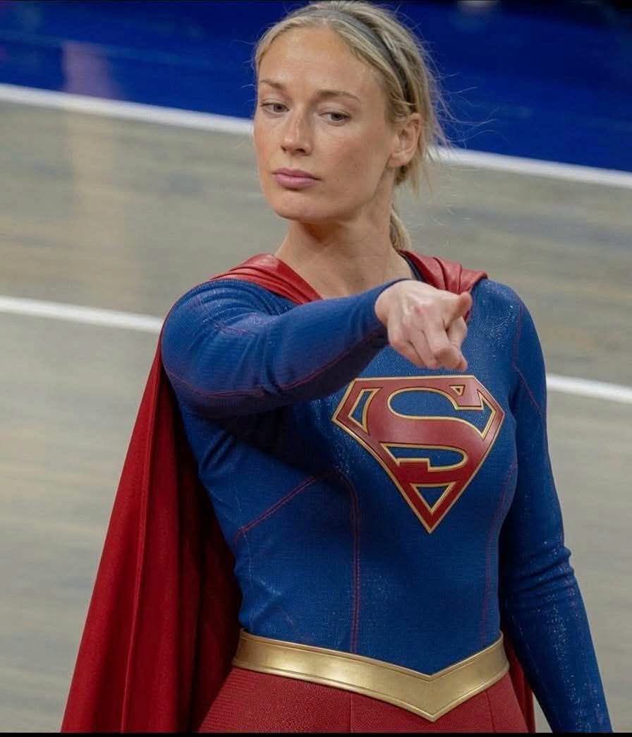 Luna_4w's tweet photo. Superwoman vibes only 💫 Sophie Cunningham showing up with a hero’s confidence. https://t.co/NB11uONaYm