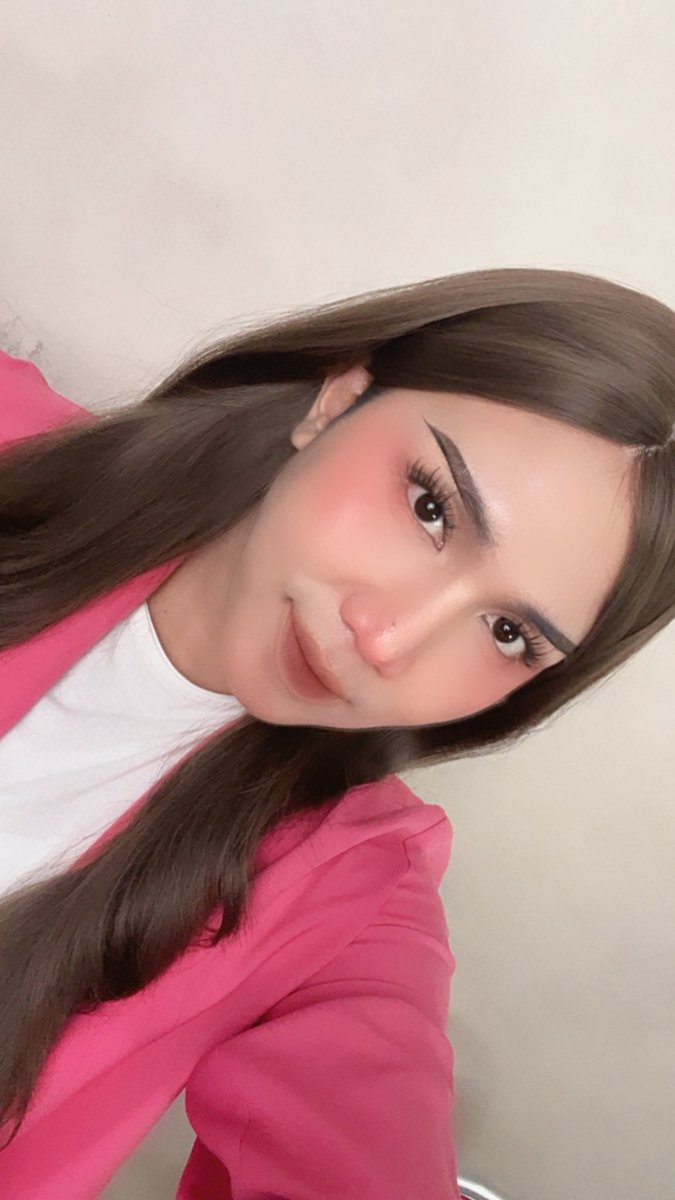 skyy🌥️ tweet media