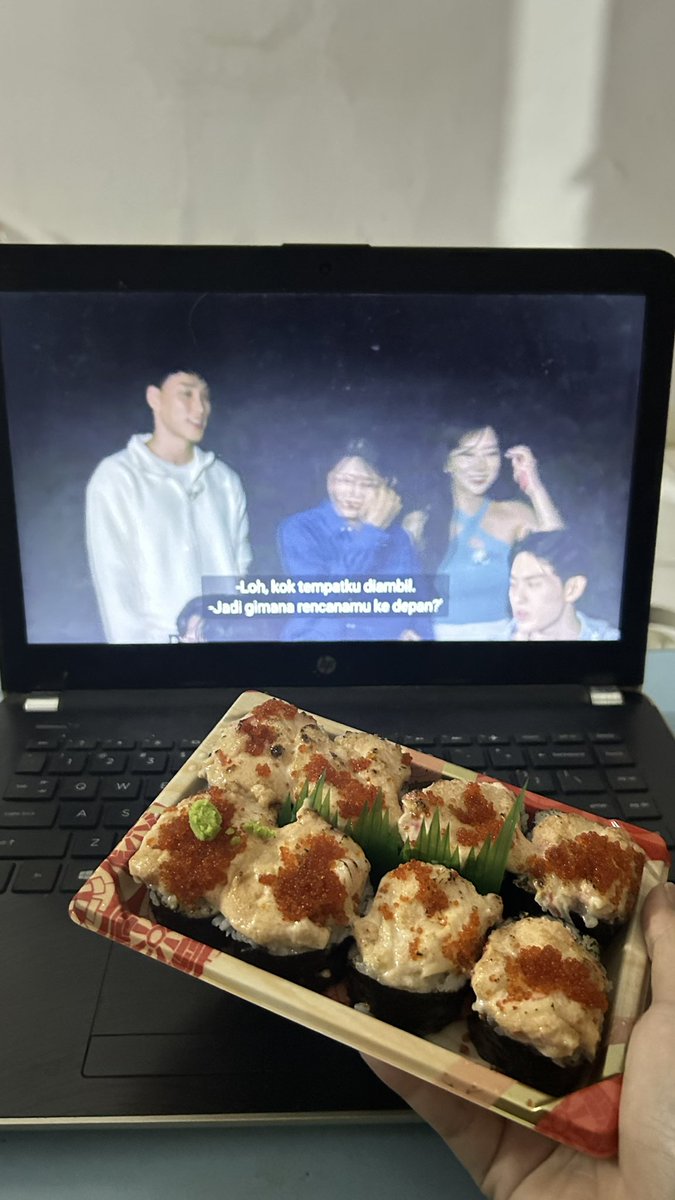 marsyakrn's tweet photo. sushiii ditambah wasabi + rewatch single inferno 🫰🏻❤️‍🔥 https://t.co/LkpcksXbIs