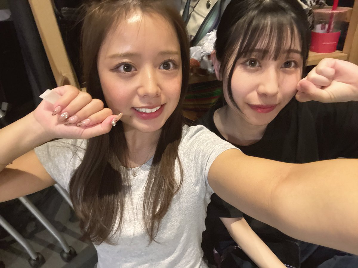 xhdktoa's tweet photo. またみんなと歌って踊れる日が来るなんて嬉しい😭😭

懐かしいでしょ、
またこんな写真見れるなんて☁️

次の練習も頑張るぞー！！❤️‍🔥 https://t.co/zUiWaQhVSv