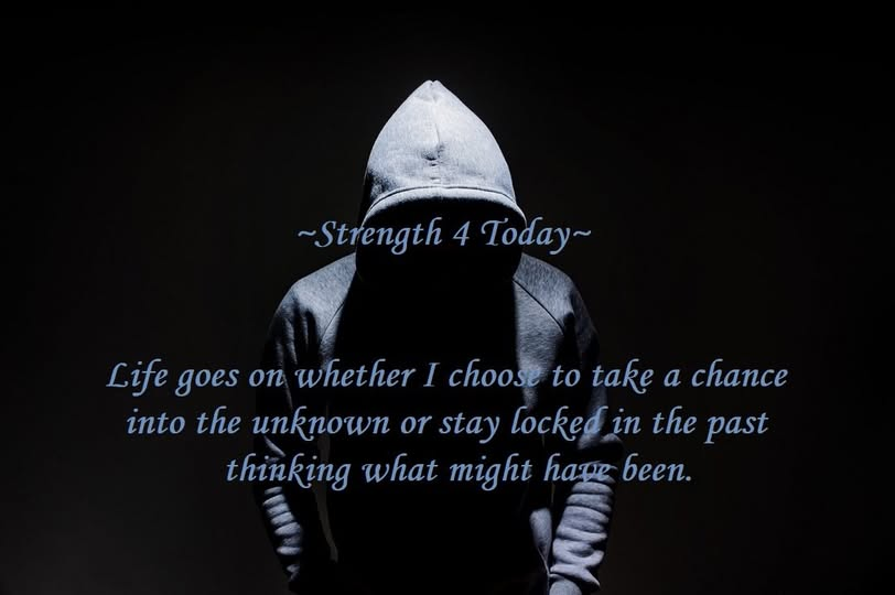 Strengthfor2day's tweet photo. Life Goes On Whether I Choose To Take A Chance
Into The Unknown Or Stay Locked In The Past
Thinking What Might Have Been.
#Life #GoesOn #Choose #Chance #Unknown #Stay #Past #Thinking #MightHaveBeen #WhatIfs #RecoveryPosse #Strengthfor2day https://t.co/kUVabrPl1w