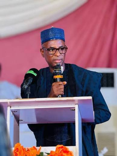 abbkar_ai's tweet photo. I Started My Business with Just N2,000 — AYM
Shafa CEO shares his journey from cattle trader to petroleum mogul, revealing how he built a 95-million-litre fuel depot, a network of over 250 filling stations, and a fleet of more than 500 tanker trucks. https://t.co/ZJj2rphUpU