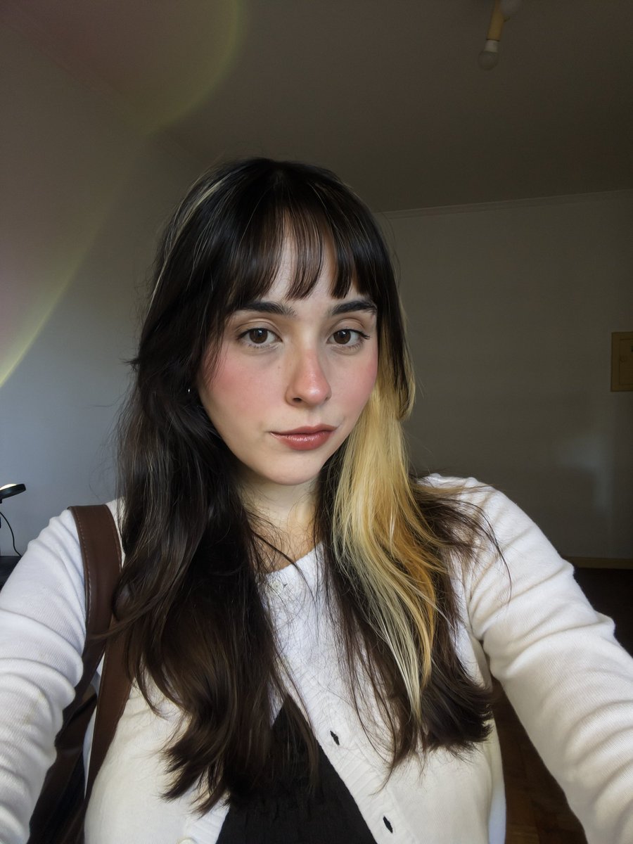 janinhx tweet media