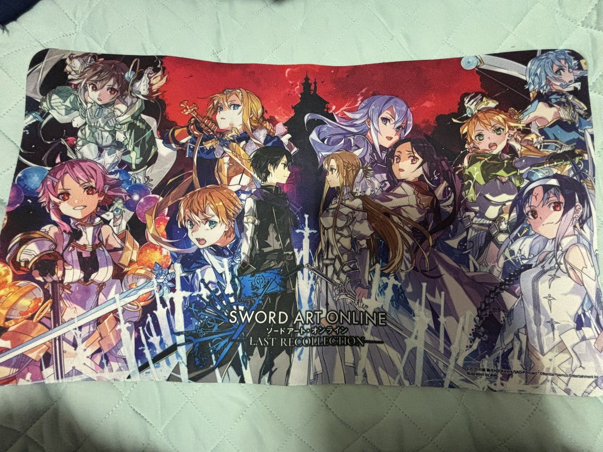 konoakatuki's tweet photo. ラストリコリスのラバーマットも買えた！
ラストリコリスはまじでおもろいからSAO好きには本当におすすめ https://t.co/QpYKJAn10r