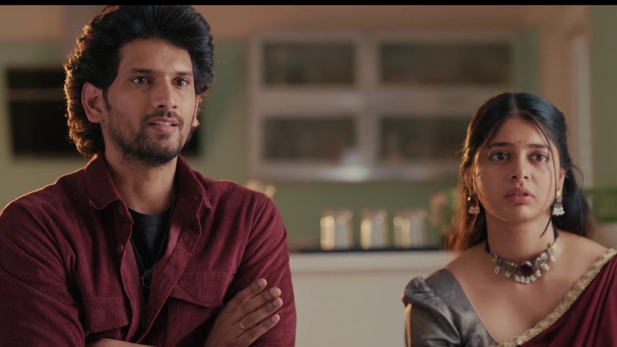parallaxcinemas's tweet photo. #Gurthukosthunnayi

கடைசி episode-க்காகவே இந்த series worth it

its  is a nostalgic, emotional ride. Familiar story, but the screenplay keeps it engaging

A few slow moments aside, the emotional scenes hit hard. The last episode completely elevates the series. 🥹

 A hidden gem💛 https://t.co/Wx3FoVeF3J
