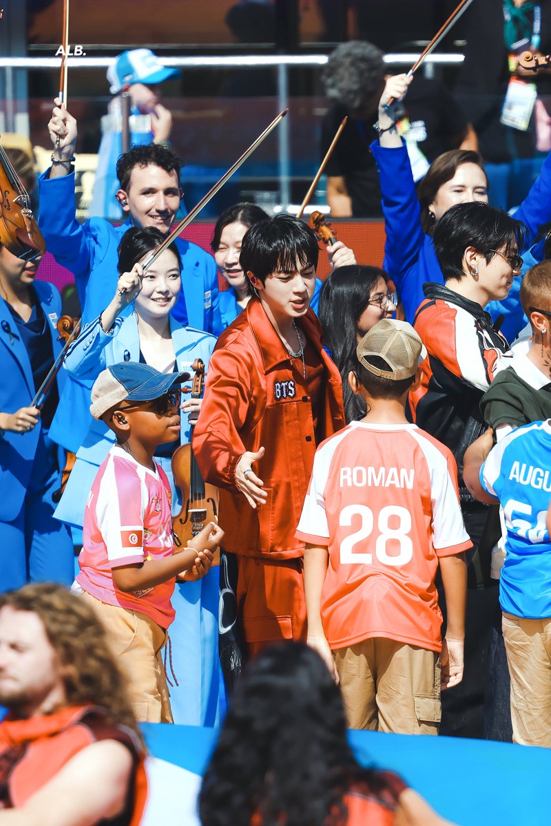 ALittleBraver92's tweet photo. 260719 FIFA WORLD CUP 

#방탄소년단진 #김석진 #석진 #진 #BTSJIN #JIN 
#WORLDCUP 
@BTS_twt https://t.co/4zg8wZJR9h