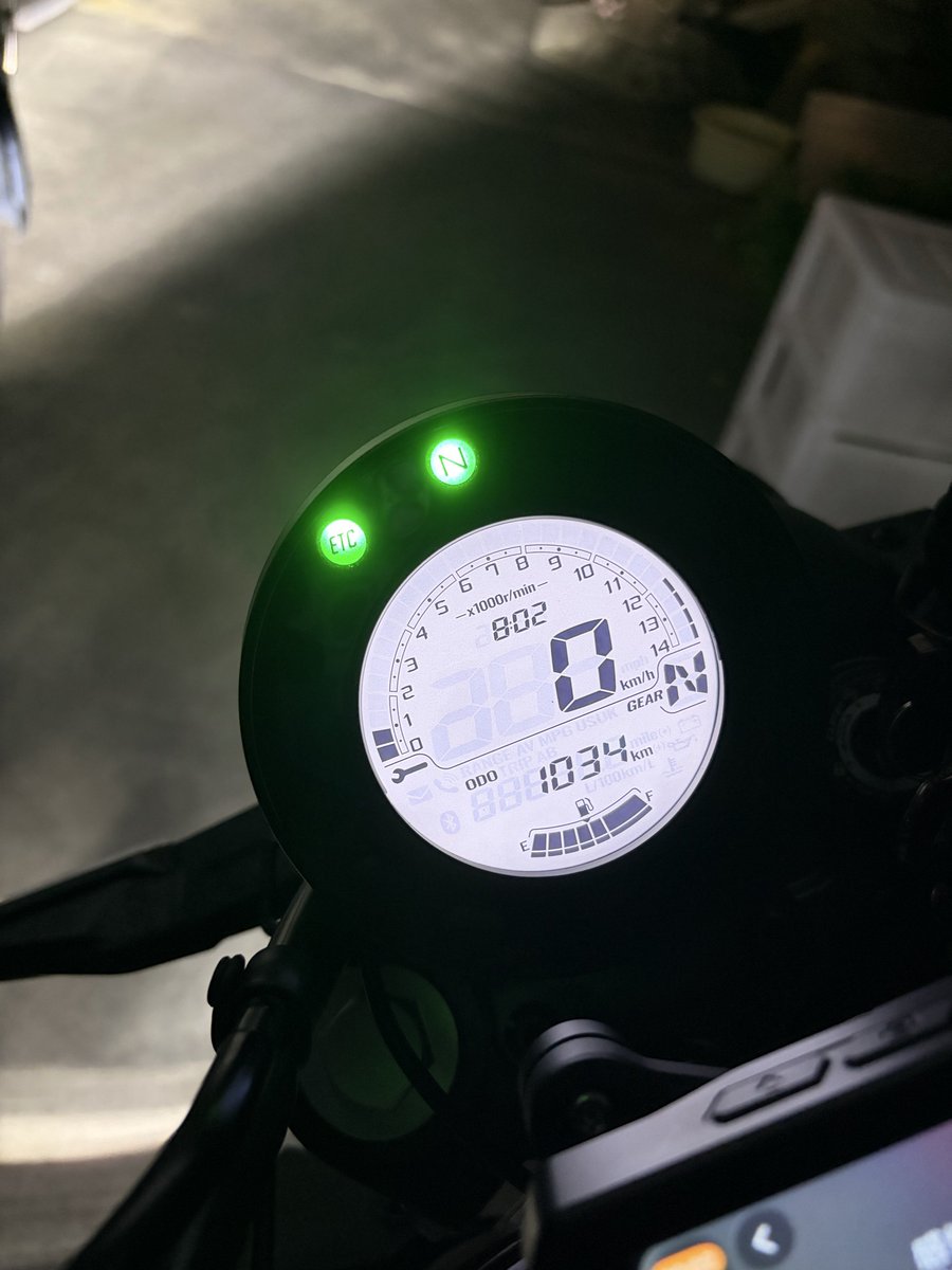 timatima_ZN69's tweet photo. 三重の端から紀伊半島ぐるっと🏍️

各地の最先端行ってるけどいちばん身近な潮岬は初訪問でした
長距離は何よりもお尻が痛い🥹
エリミネーターはSEだとシート分厚いって聞いてたけど座り方が悪いんかなw

600kmも走ってしまったので慣らし運転はこれにて終了です✌️ https://t.co/b0L1hFaS4q