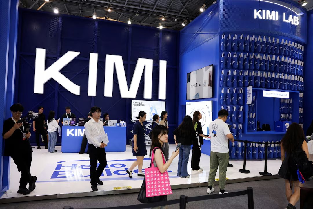 tokens's tweet photo. LATEST: China’s Moonshot AI is raising at a $30B+ valuation (up from $20B in May) and seeking approval for a Hong Kong IPO within six months.

Its Kimi K3 model drove chip stocks into a bear market last week. https://t.co/xgnqYy2p5e