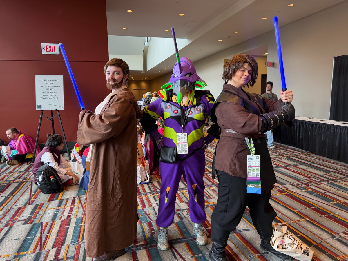 electric_joy272's tweet photo. [2/3] Connecticon 2026 photos 💜💚

#cosplay #evangelion #evaunit01 #convention #connecticon2026 https://t.co/lI06A3DUKT